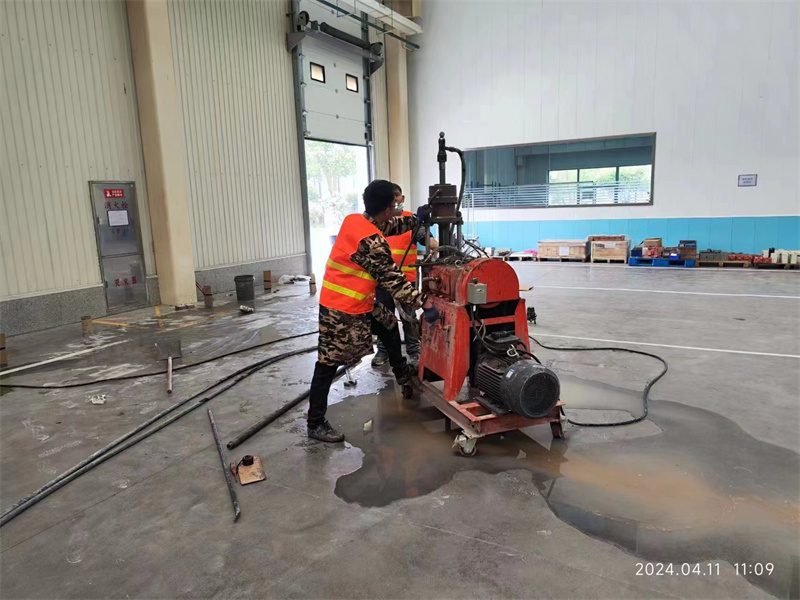 肃南厂房地面下沉塌陷注浆加固施工